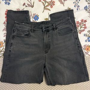 American eagle curvy mom jeans - size 12 washed black color
